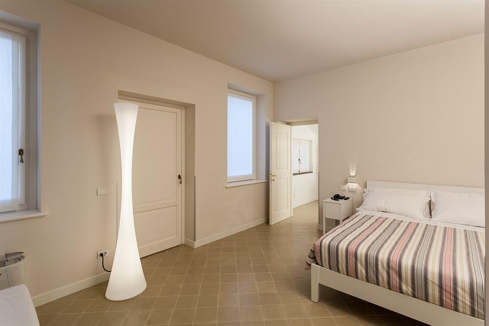 Hotel Forlanini 52 ปาร์มา ภายนอก รูปภาพ
