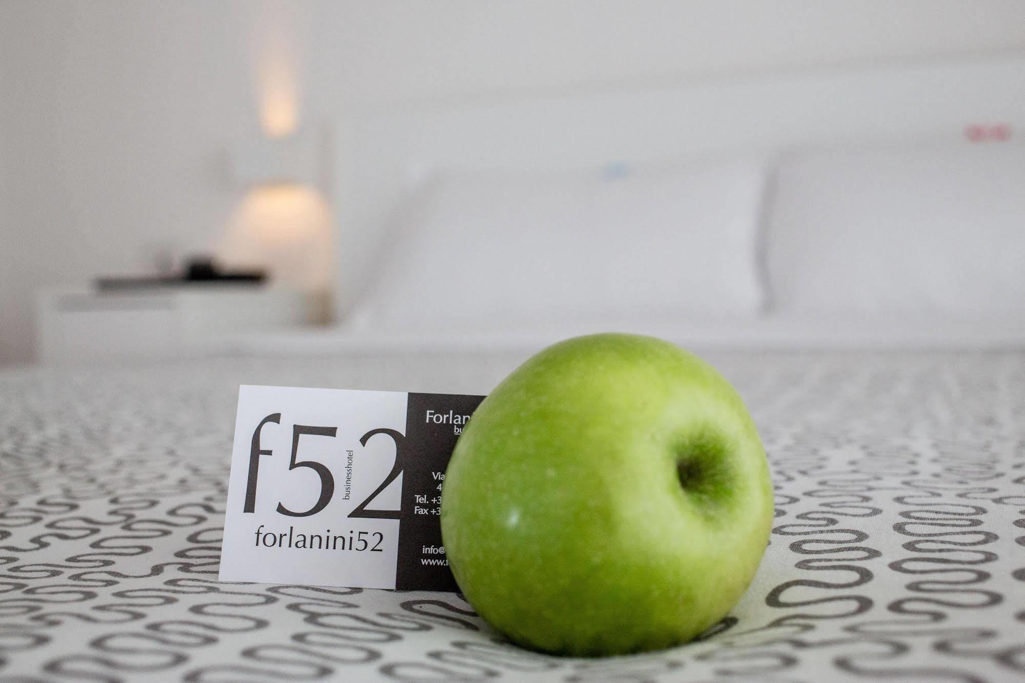 Hotel Forlanini 52 ปาร์มา ภายนอก รูปภาพ